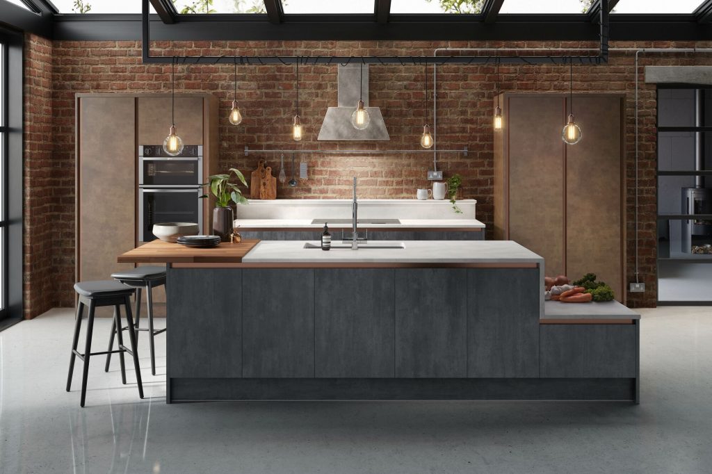 暴露出工业厨房灯